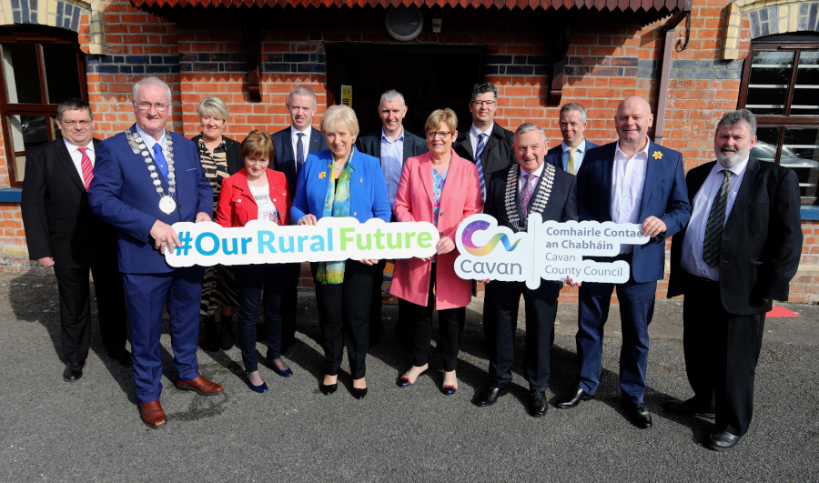 Minister Heather Humphreys and Cathaoirleach Cllr Clifford Kelly officially open the Templeport Connected Hub