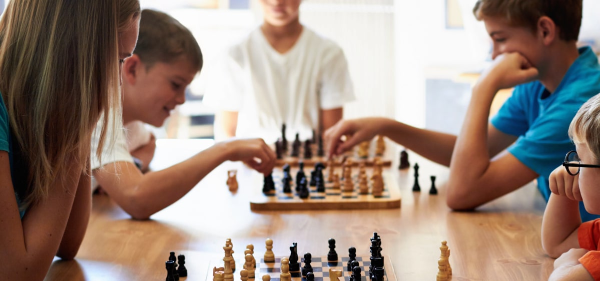 Chess (1) min